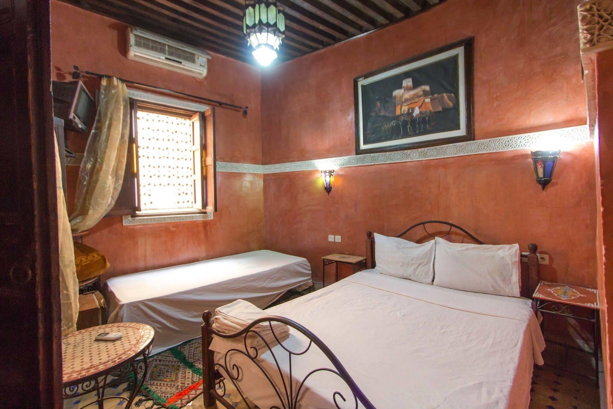 Anass Al Ouali Riad Fes