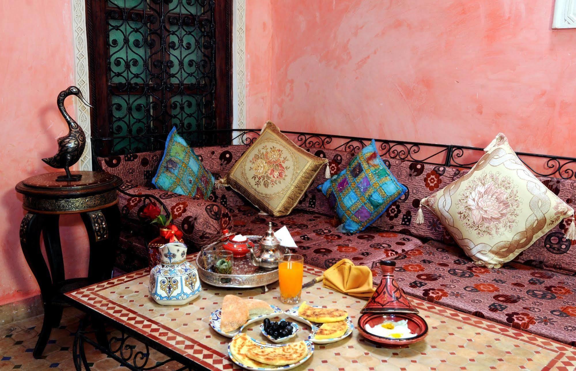 Riad Anass Al Ouali 3*
